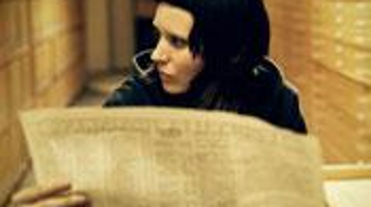 'Girl With The Dragon Tattoo': New Photos and Karen O Covers 'Immigrant Song' - Video