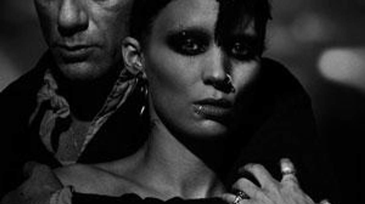 Release of Early Review of ‘The Girl with the Dragon Tattoo’ Angers Studio