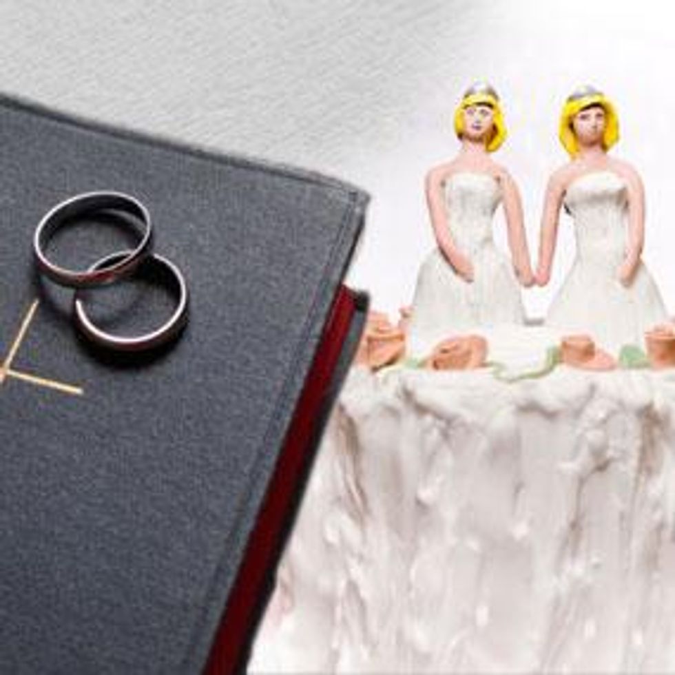 Lesbian Engaged Couple Want To Put Wedding Cake Refusal Behind Them