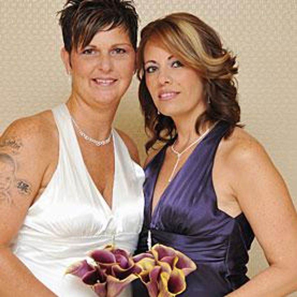 Florida Lesbians Win Dream Wedding, But Gay Marriage Not Legal in Home State