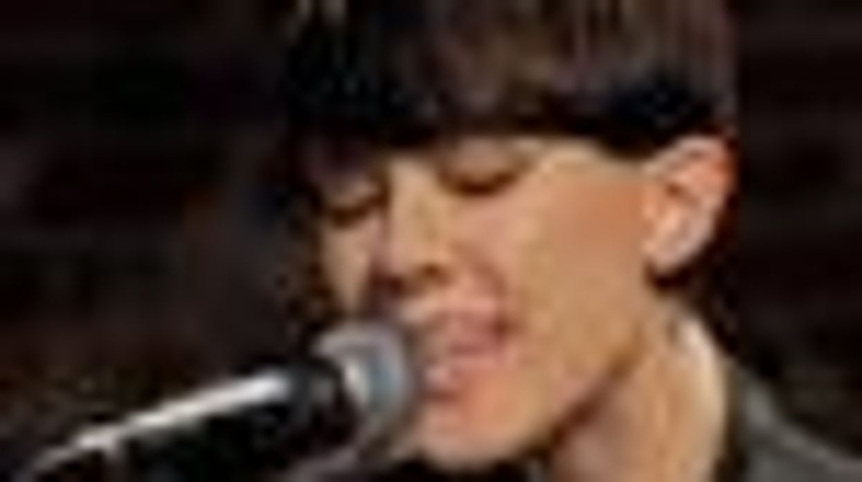 Tegan and Sara Tease with Clip from Upcoming 'Get Along' DVD