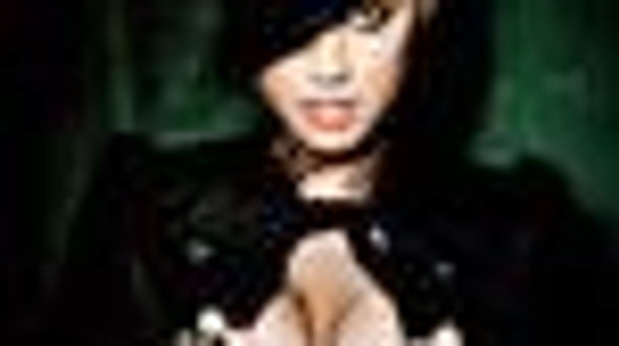 SheWired's Shot of the Day: Amber Heard's Girl / Girl BDSM Pictorial for VS Mag