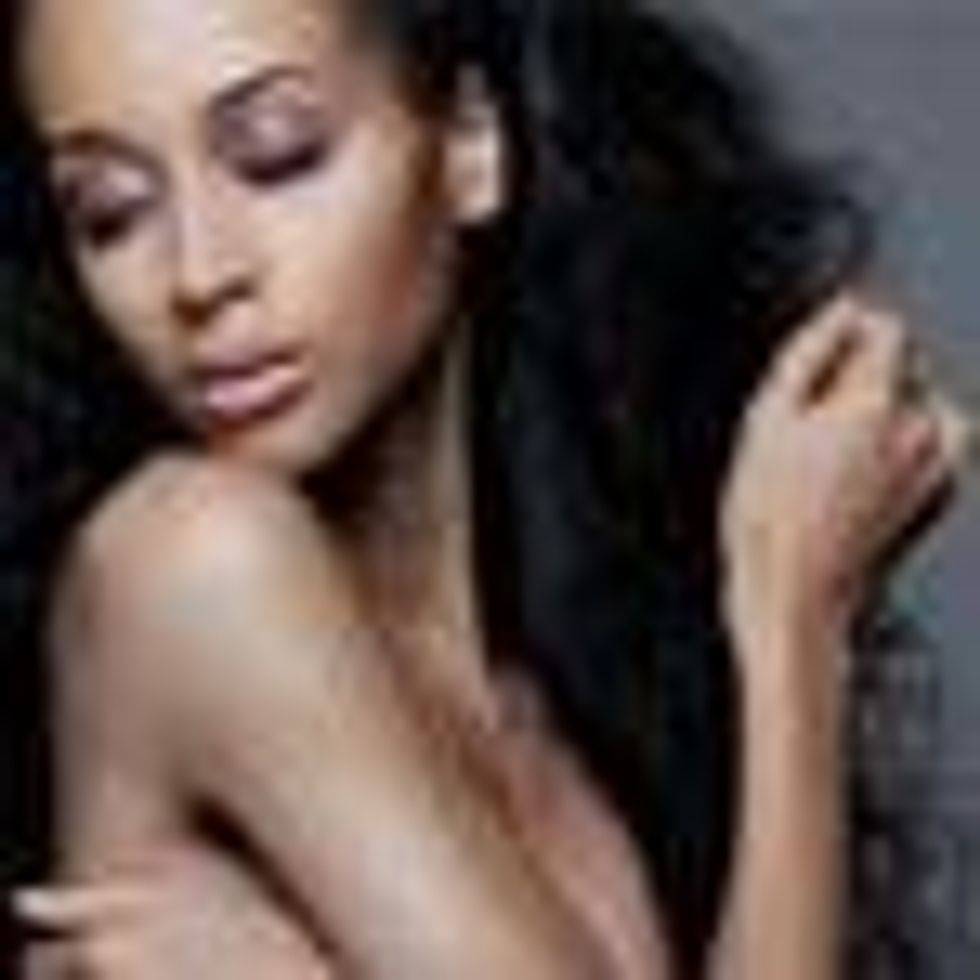 Trans Model Isis King Gets Robbed by America’s Next Top Model 