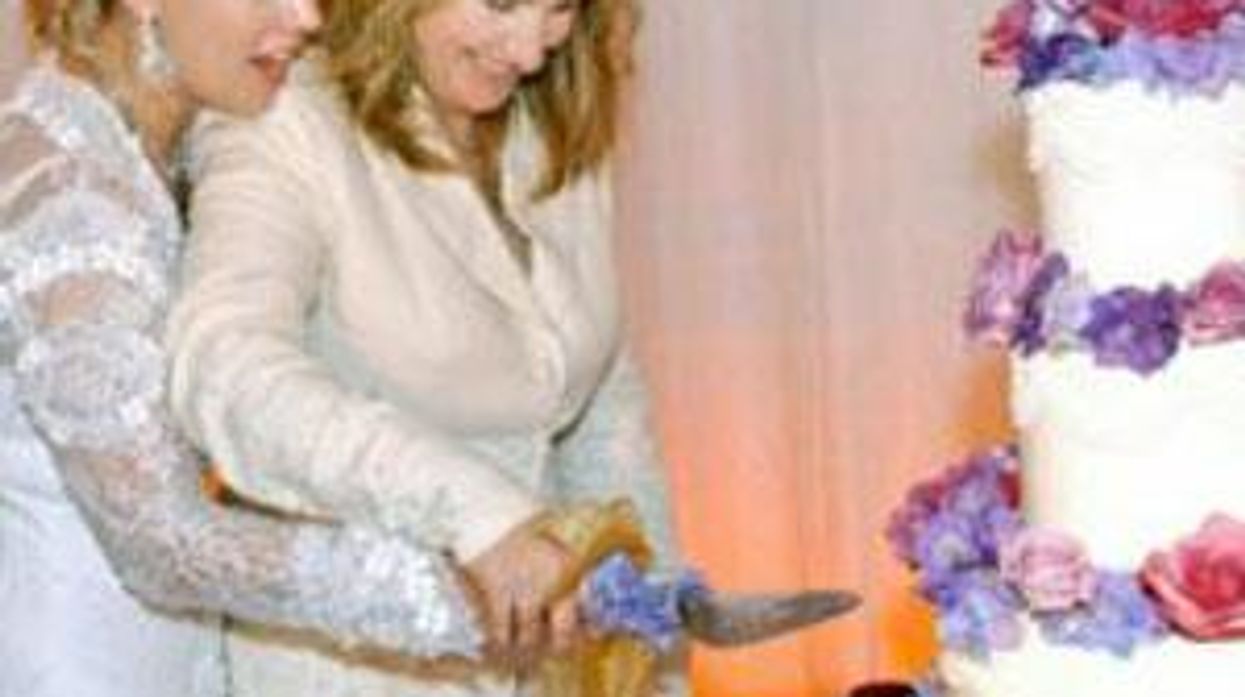 Melissa Etheridge And Tammy Lynn Michaels At Odds: Legally Married Or Not?