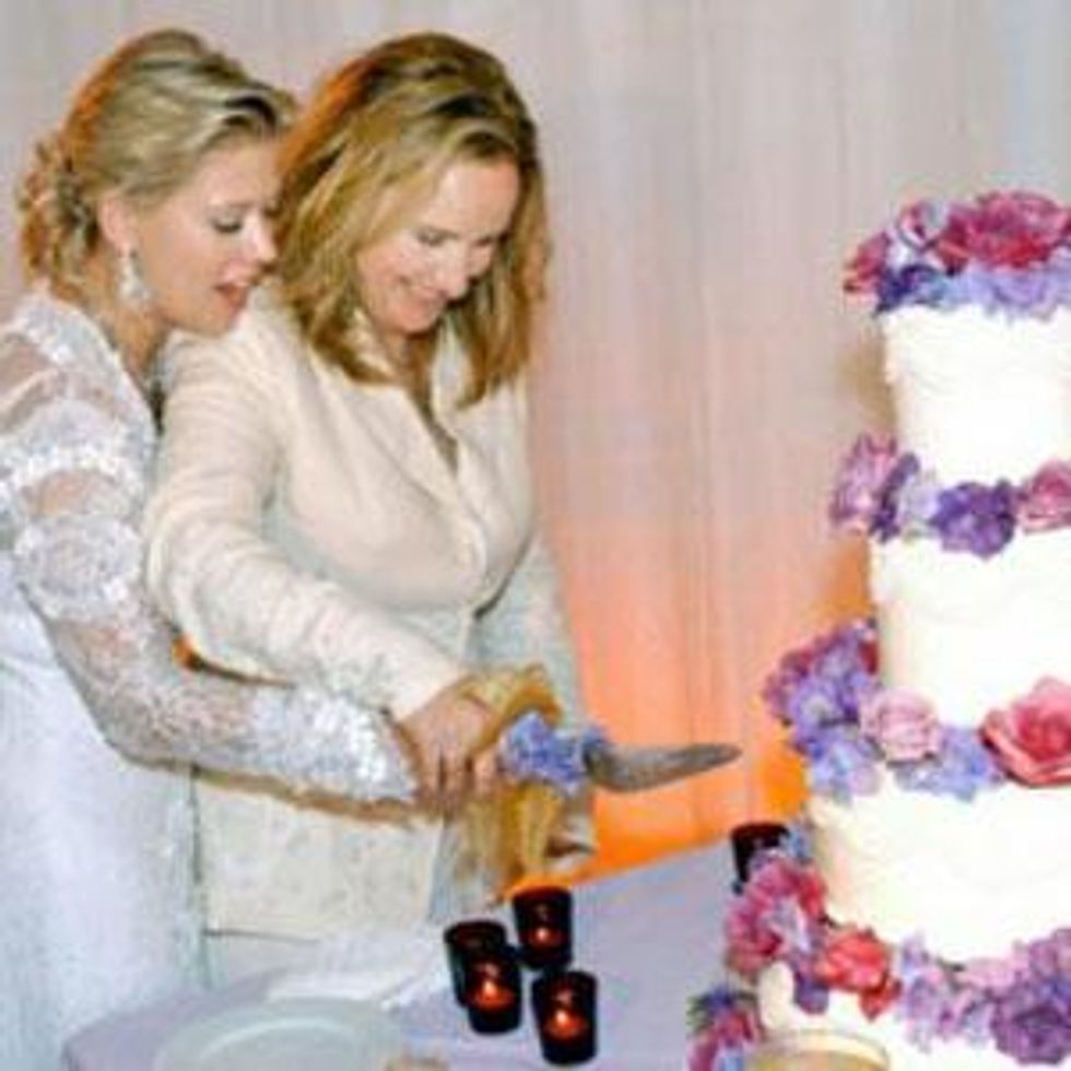 Melissa Etheridge And Tammy Lynn Michaels At Odds: Legally Married Or Not?