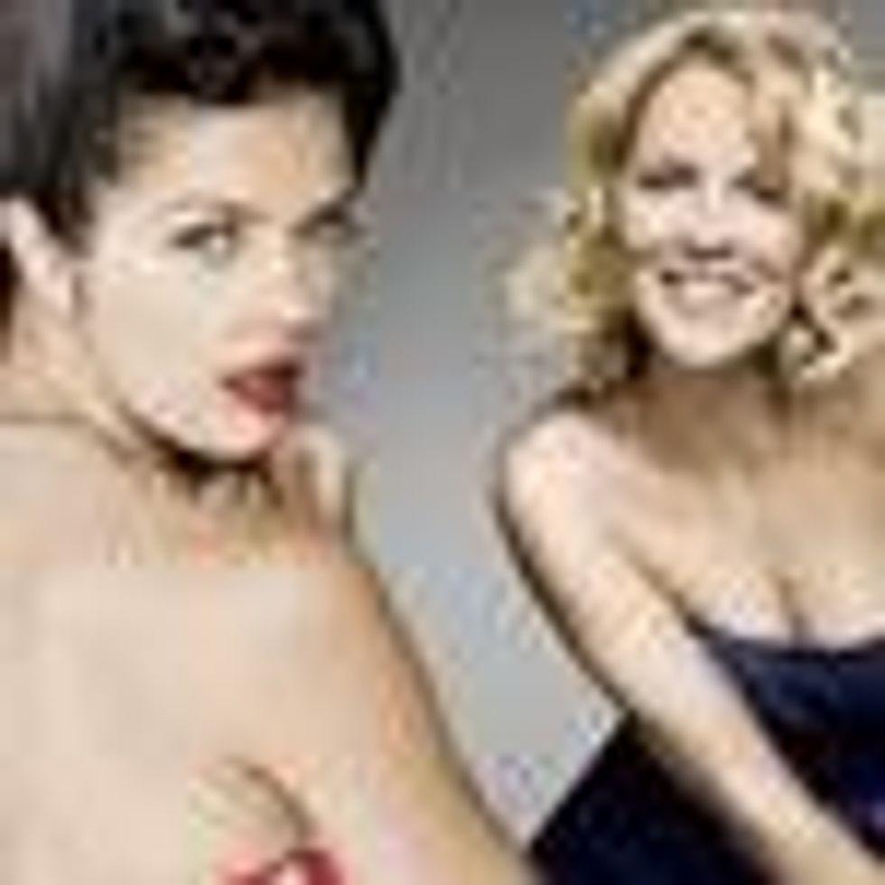 Laurel Holloman and Adrianne Curry Both Divorcing: Bisexual Babes Back on the Market