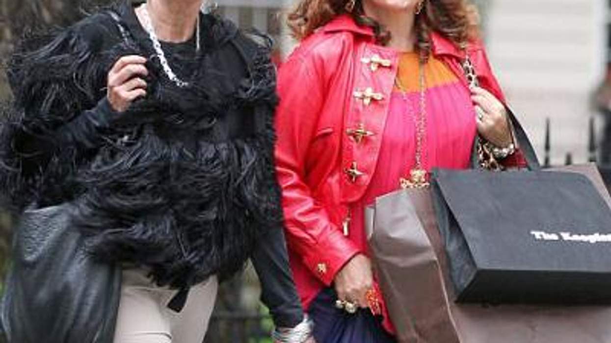 SheWired Shot of The Day: Bolly Stoli Darlings! Edina and Patsy are Back for More Ab-Fab