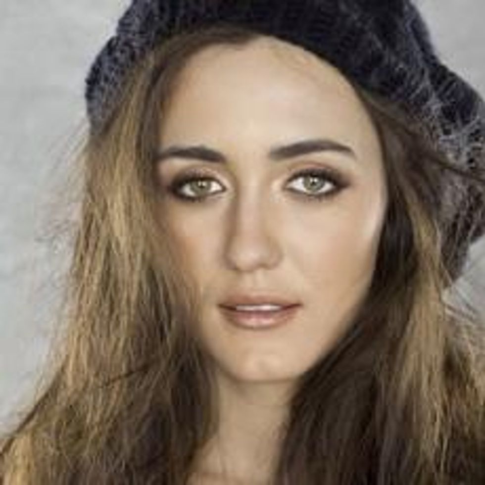 Madeline Zima On Playing Gay With Selma Blair in ‘The Family Tree’