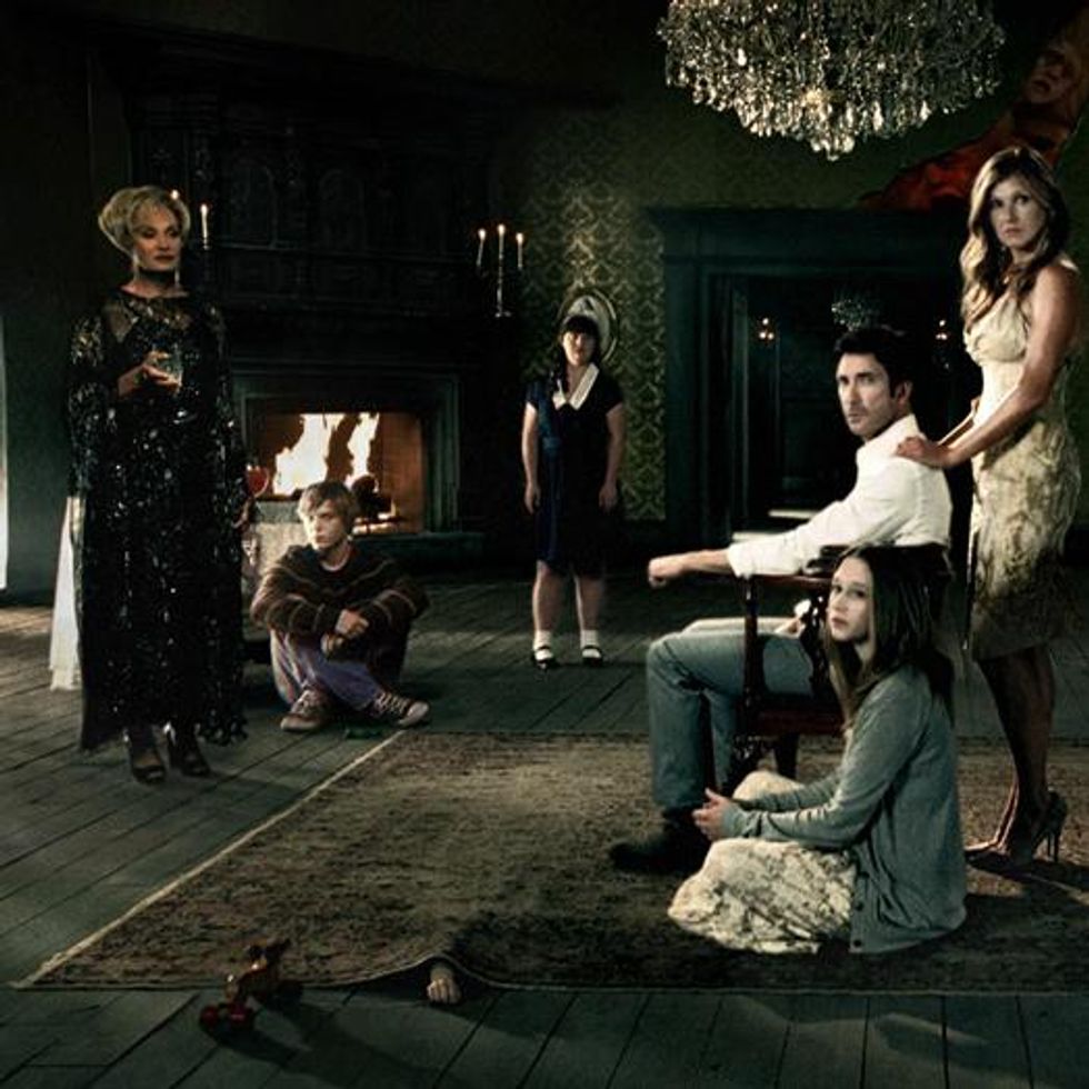 Ryan Murphy's 'American Horror Story' New Spooky Promo - Video
