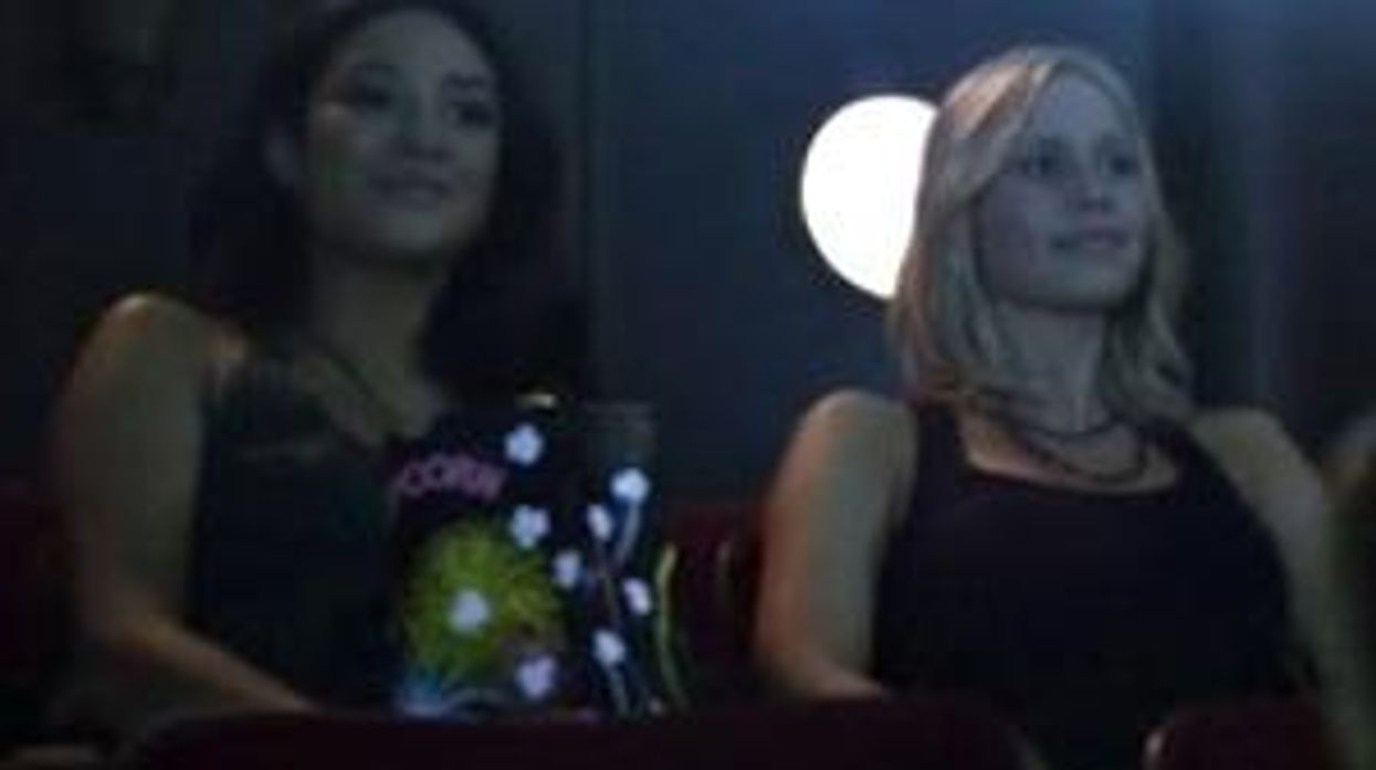 'Pretty Little Liars' Gay-Cap: Emily's Adorable Blond Movie Date!