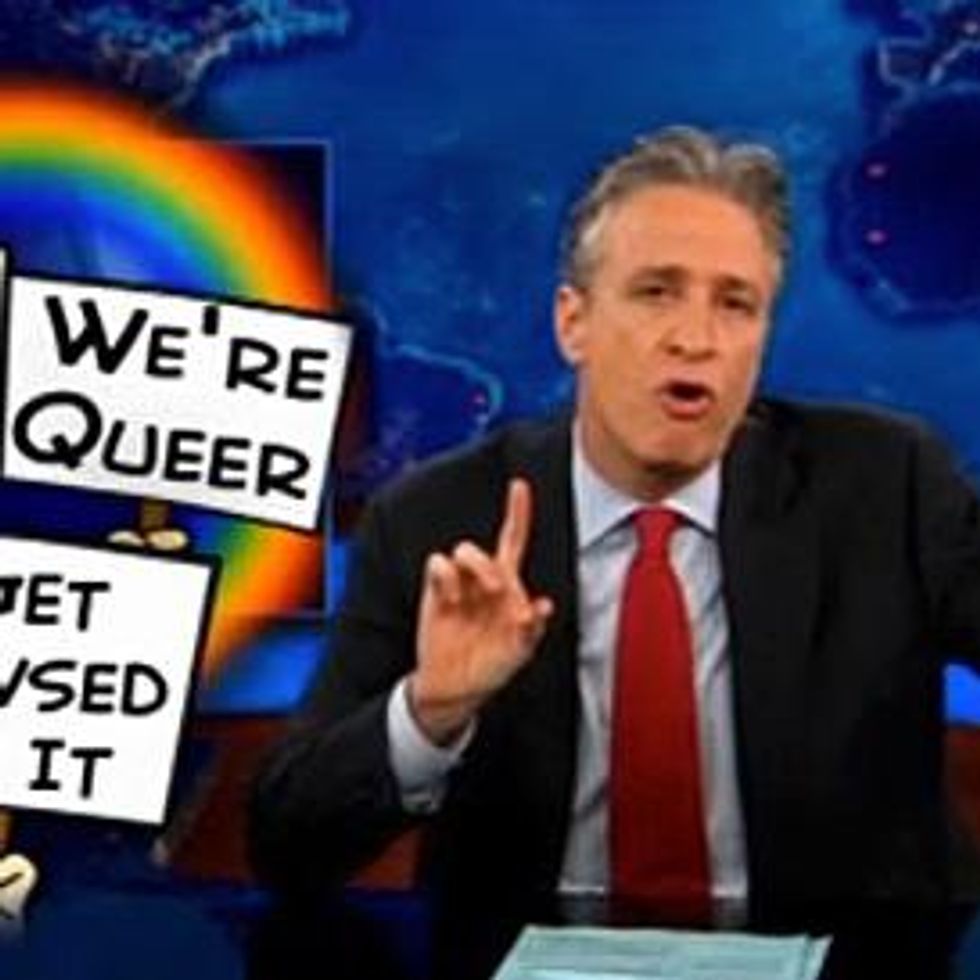 Jon Stewart Takes Lesbian Blogger Impostors to Task on ‘The Daily Show’ – Video