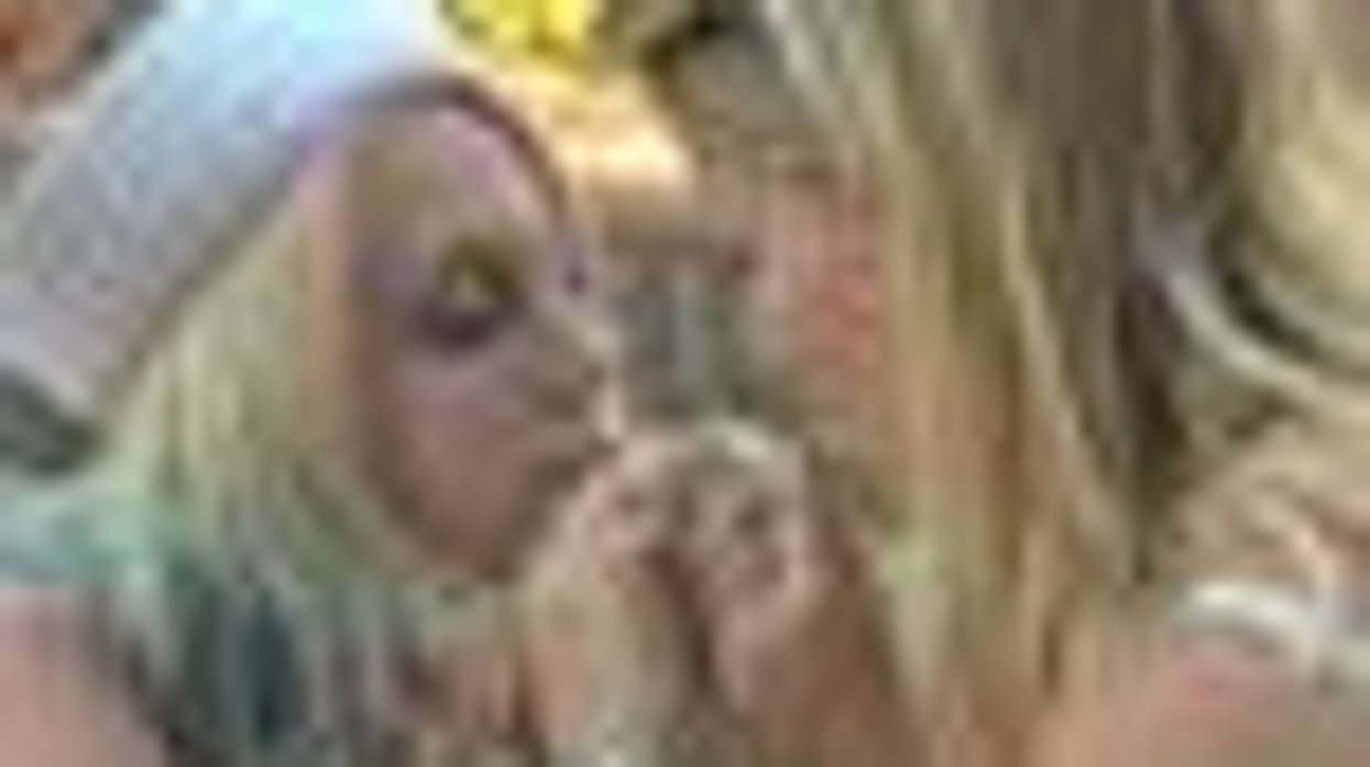 'Orange Juice in Bishop's Garden': Ep. 4.08, 'Break Up or Stay Together?' Video