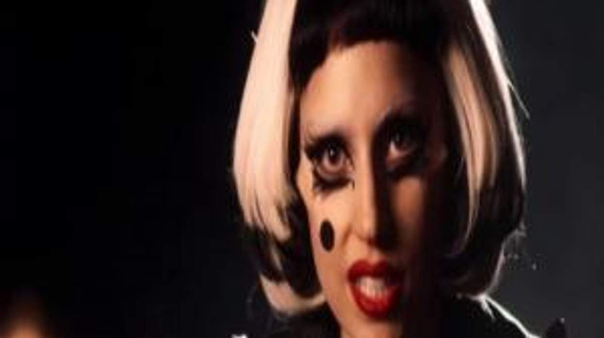 'Lady Gaga: Inside the Outside' Documentary Airs Tonight on MTV- Video