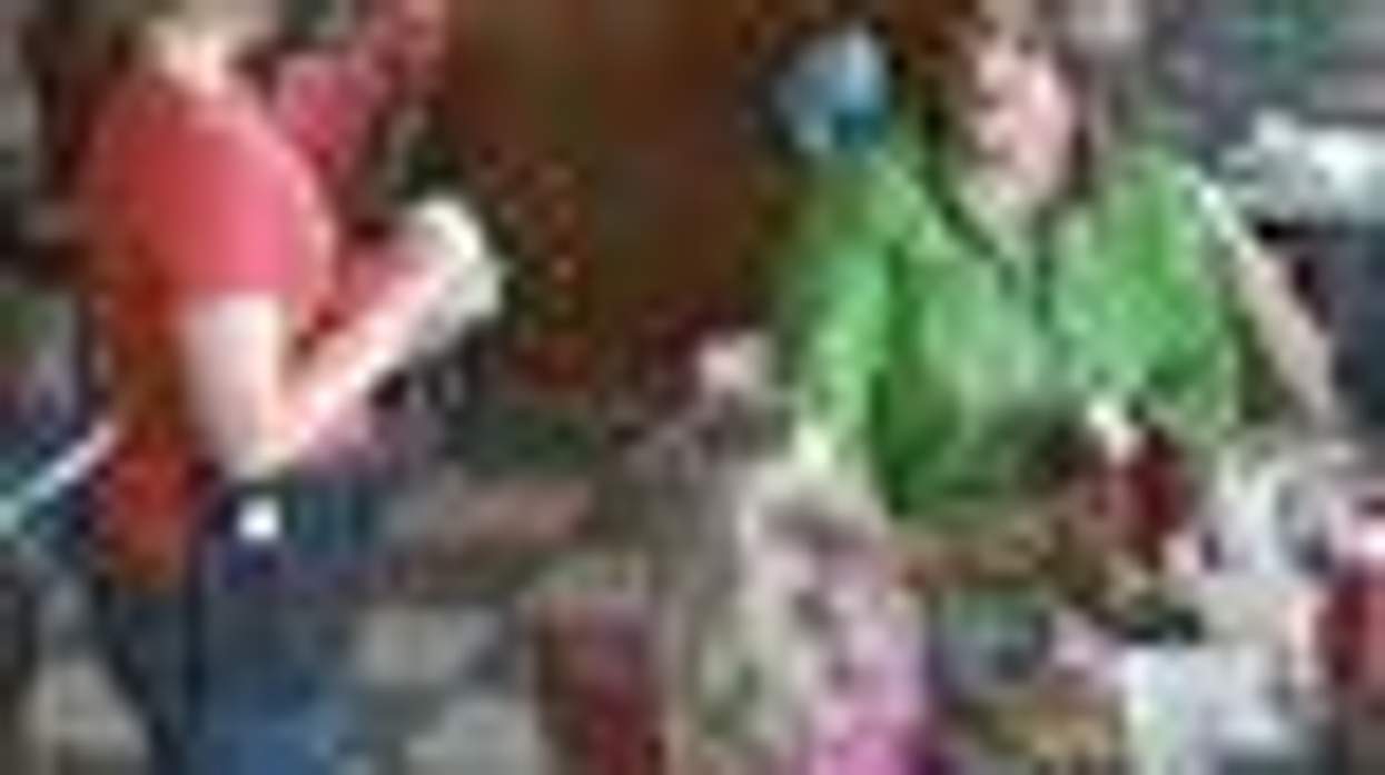 Texans Defend Lesbian Parents on 'What Would You Do'