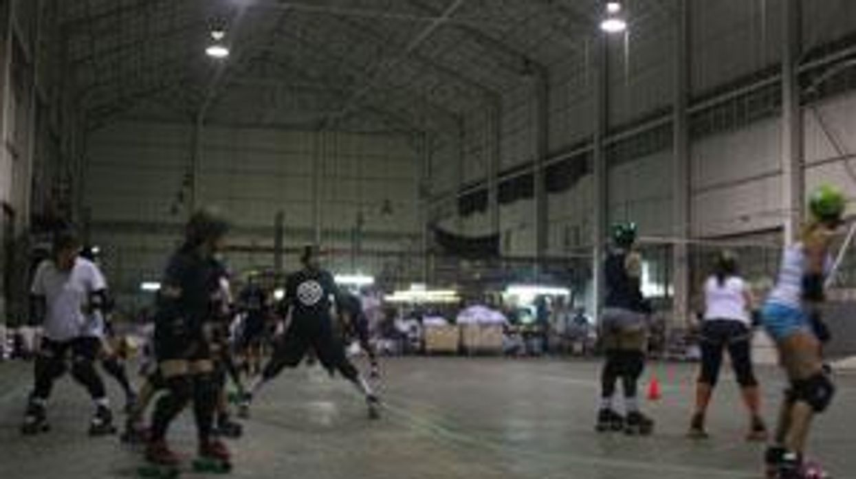 Mascara, Hip Blocks and Booty Shorts: It Must Be Roller Derby
