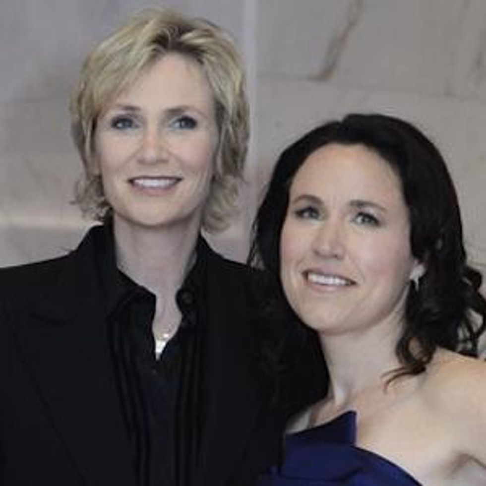 Jane Lynch Talks Politics and Marriage At White House Correspondent's Dinner