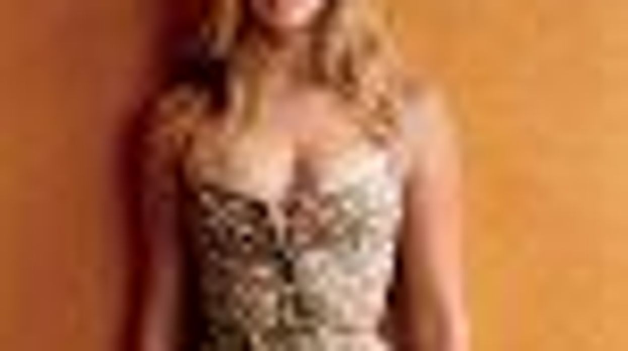 SheWired's Shot of The Day: Jennifer Lawrence Puts The 'X' in Sexy