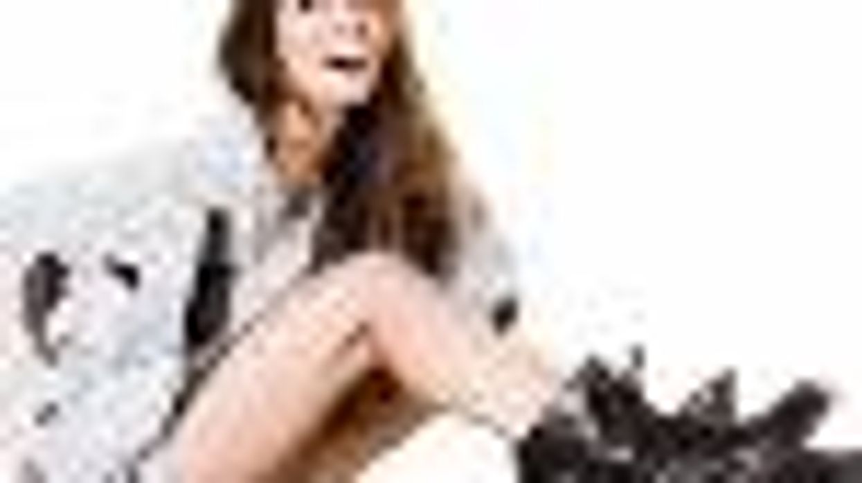 It's Sarah Shahi v. Paris Hilton Via Twitter