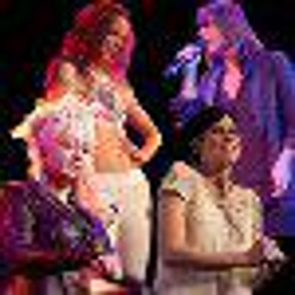 LA Gay and Lesbian Center's Evening With Women in Photos: Cyndi Lauper, Sarah Silverman, Cat Power...
