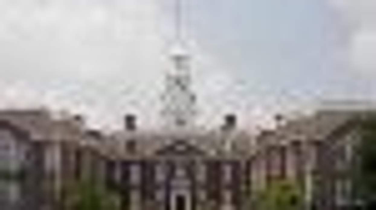 Delaware Senate Passes Civil Union Legislation for Same-Sex Couples