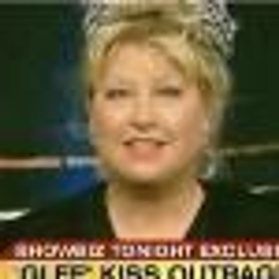 Victoria Jackson Won't Shut Up: Defends Her Homophobic Remarks About 'Glee' Gay Kiss, Video