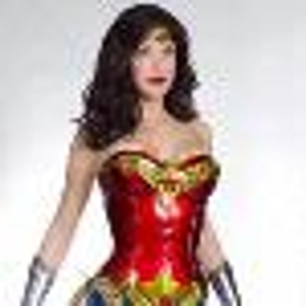 First Look: Adrianne Palicki as TV's New Wonder Woman 
