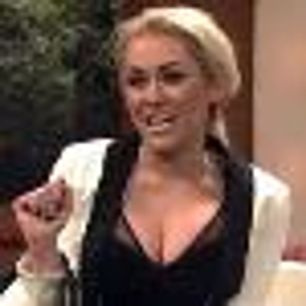Miley Cyrus Mocks Lindsay Lohan on 'Saturday Night Live': Video