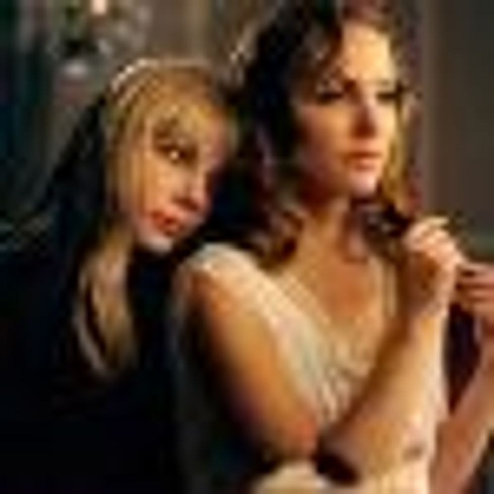 SheWired's Shot of the Day: Natalie Portman and Michelle Williams' Catfight for MOCA, Video
