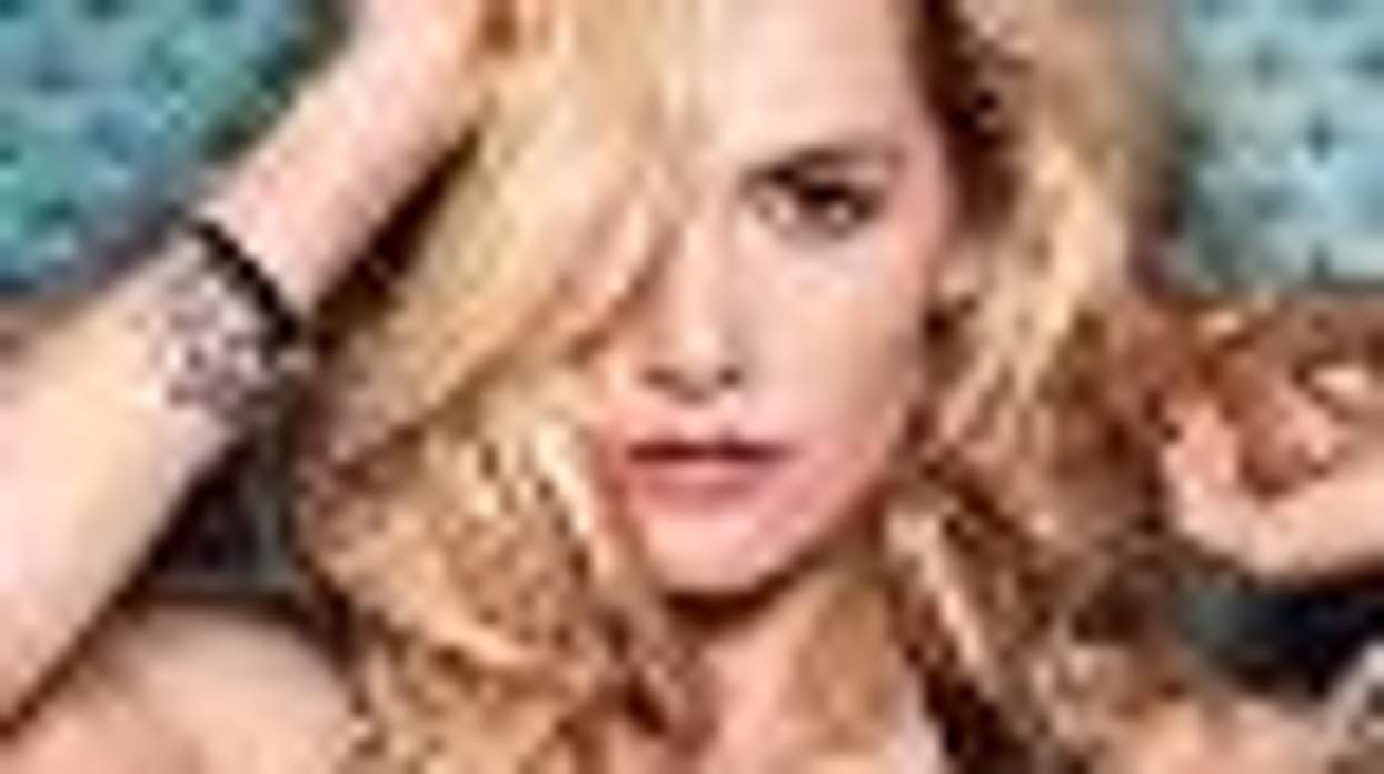 SheWired's Shot of the Day: Kate Winslet's Va Va Voom in 'Glamour'