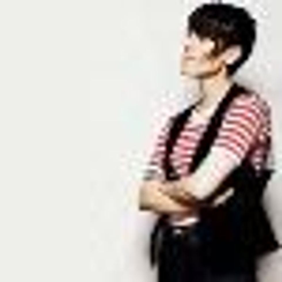 Sara Quin (of Tegan + Sara) Busts A Move On Letterman