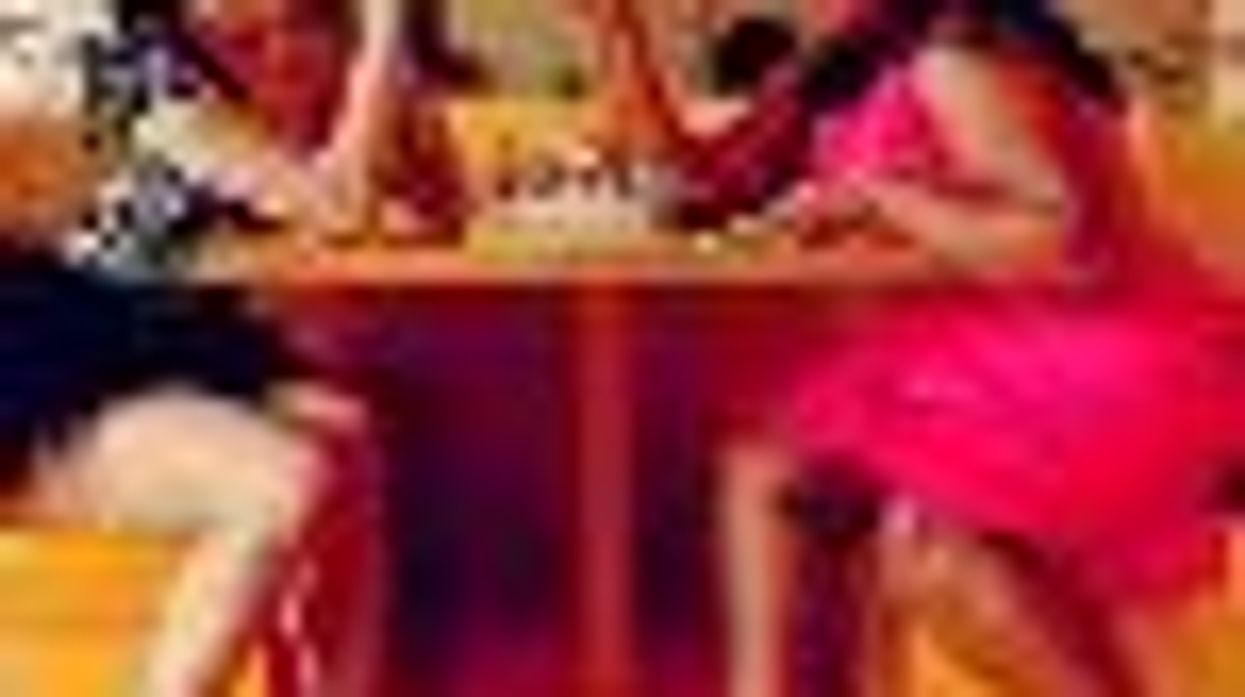 �Glee� Offers a Little Something For the (Lesbian) Ladies