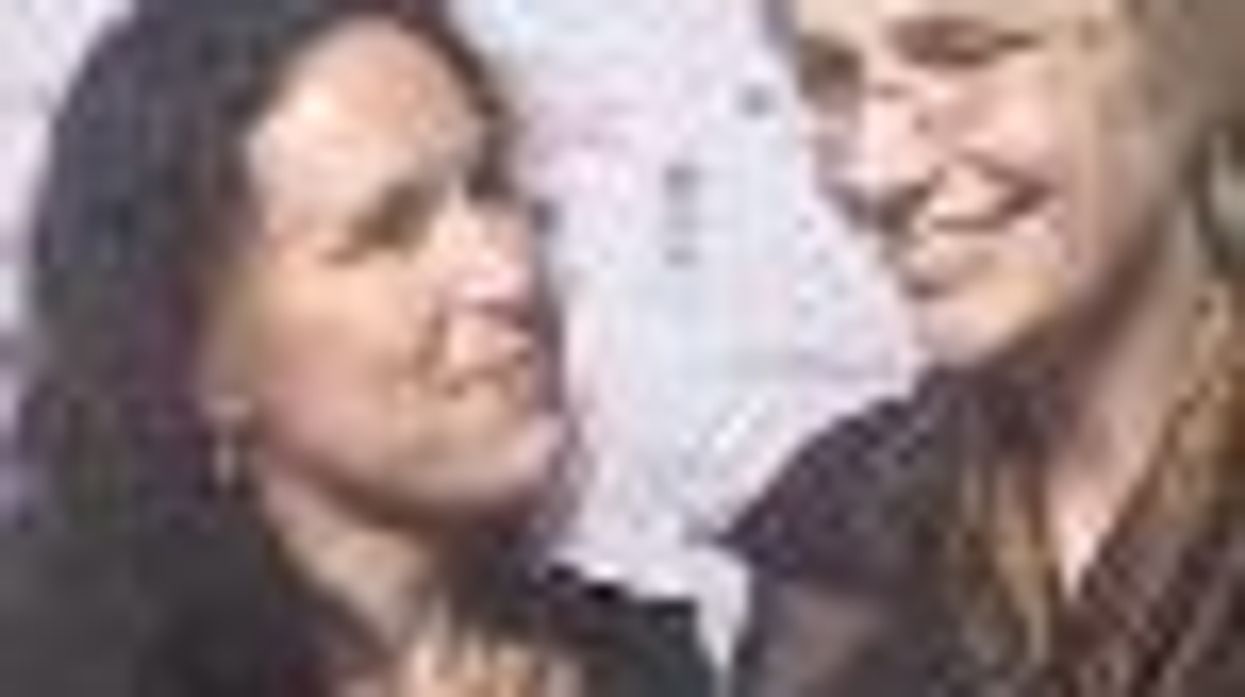 Jane Lynch and Lara Embry Chat About Marriage on the Red Carpet at Elton John Event: Video