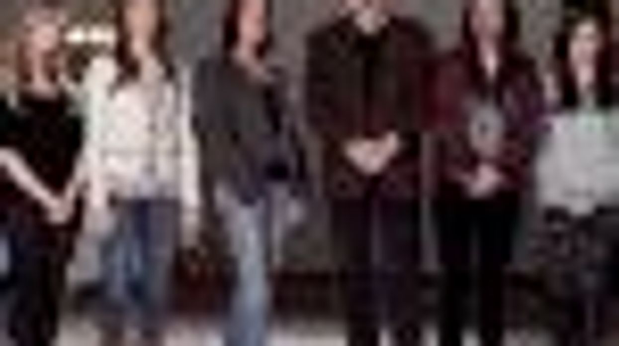 'Pretty Little Liars' Ladies Join 'It Gets Better' Campaign