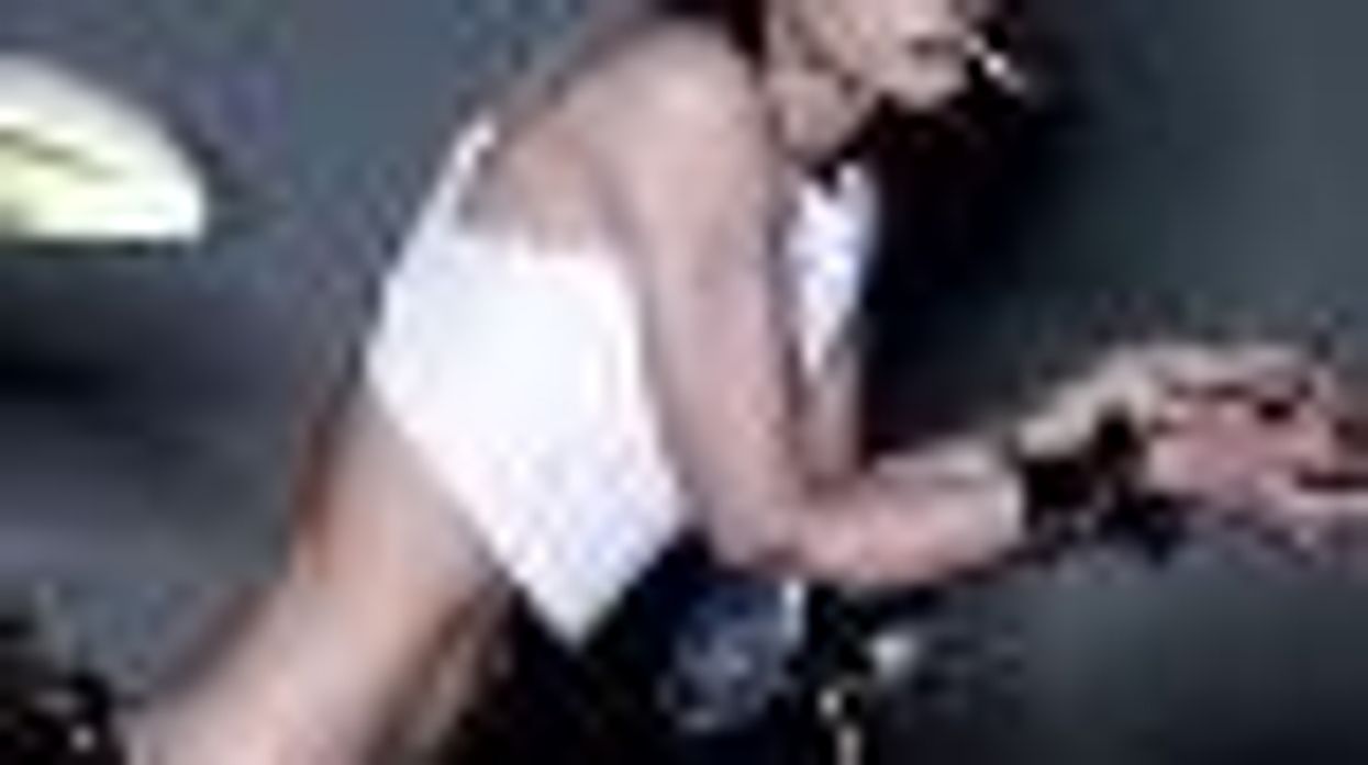 SheWired�s Shot of The Day: Rooney Mara Toughs it Out as Lisbeth Salander on 'W'