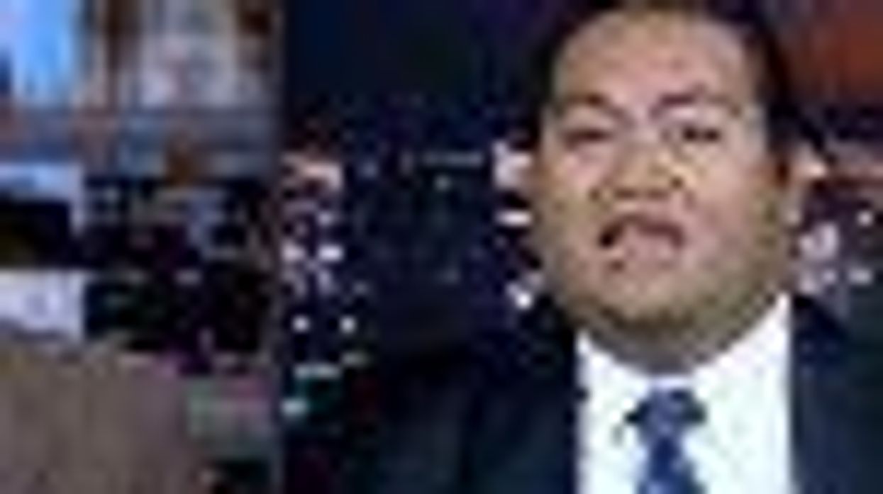 Rachel Maddow Chats with Gay Tuscon Shooting Hero Daniel Hernandez: Video