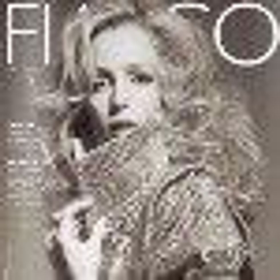 SheWired's Shot of the Day: Gillian Anderson Heats Up �Fiasco� Magazine