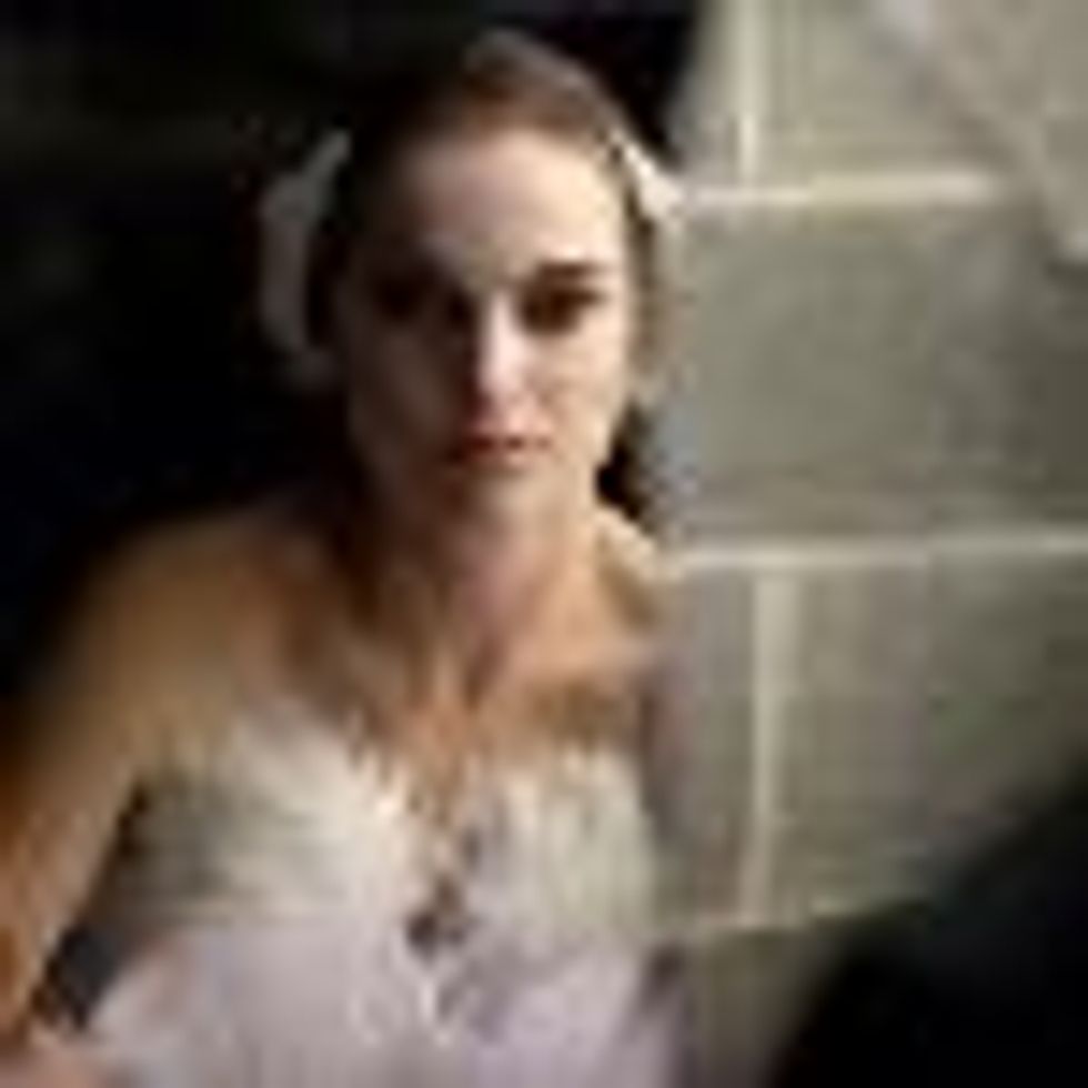 'Black Swan' Dives Into Oscar with High Art and Eye Candy: Review