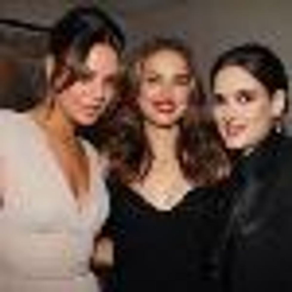 SheWired's Shots of the Day: NY 'Black Swan' Premiere, Portman, Kunis and More... 