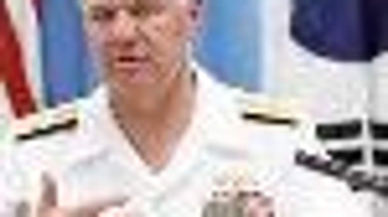 Navy's Top Admiral Praises DADT Study