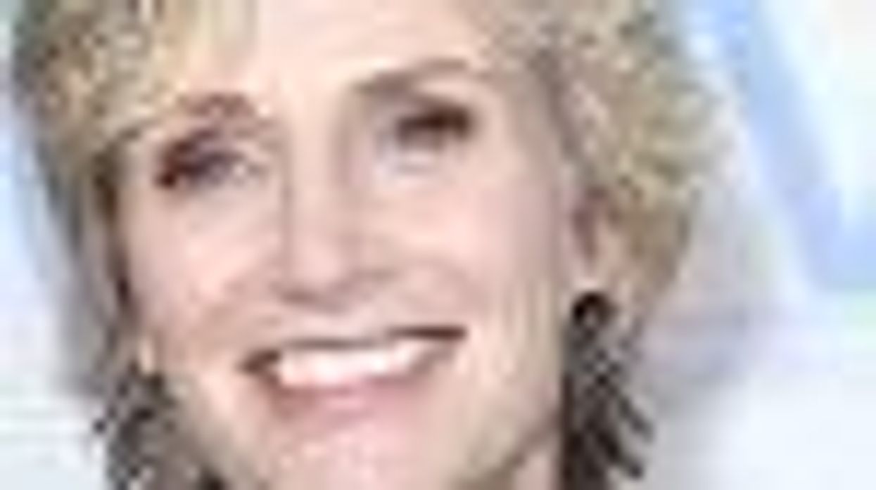 Jane Lynch is Proud of 'Glee's' Gay Inclusion