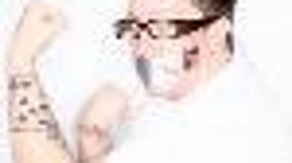 Lesbian Goes to Re-Enlist, Encounters Homophobic Hate Speech