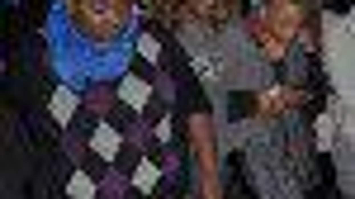 Lesbian Teen Commits Suicide