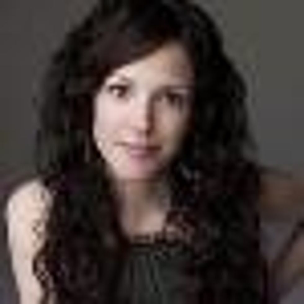 Mary Louise Parker Calls O'Reilly an 'Idiot' Over Single Mom Quips