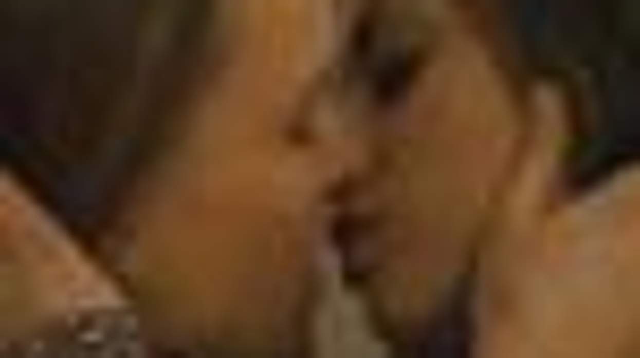 SheWired's Shot of the Day: Kunis and Portman, Horror in Point Shoes