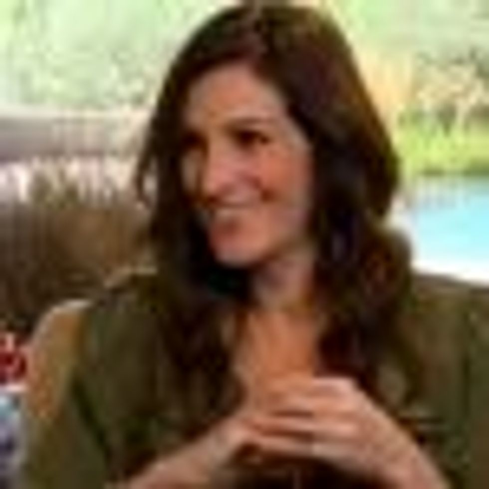 NBC on SheWired: Julia Roberts Talks 'Eat Pray Love' - Video