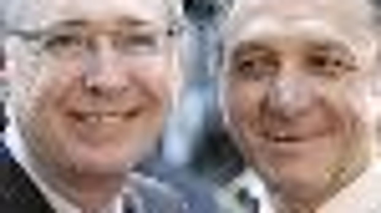 Argentina Gay Couples Begin Marrying