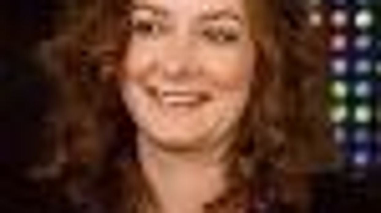 Sara Gilbert Makes it Official and Comes out as Lesbian