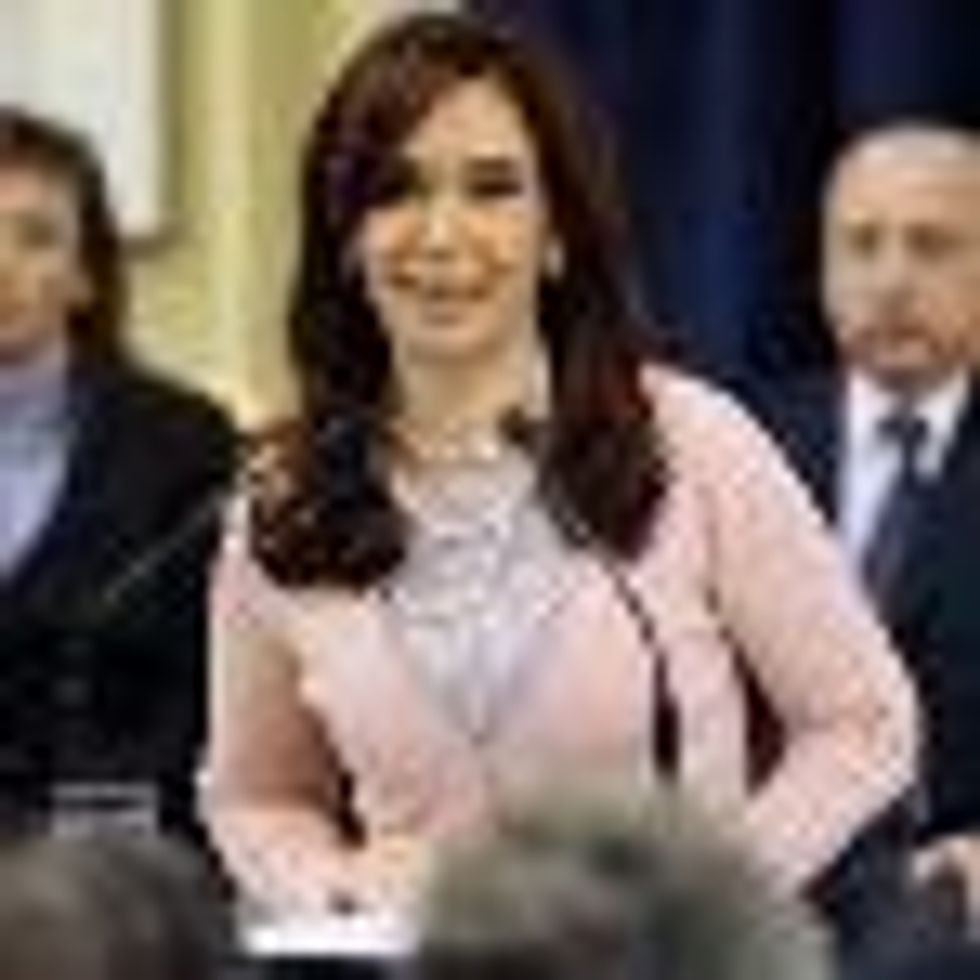 Argentina's President Signs Gay Marriage Bill! 
