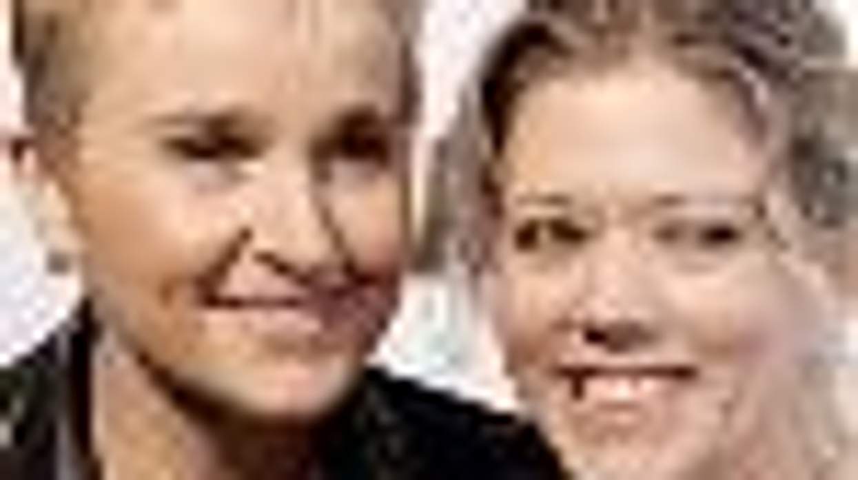 Melissa Etheridge Files for Offiicial Split from Tammy