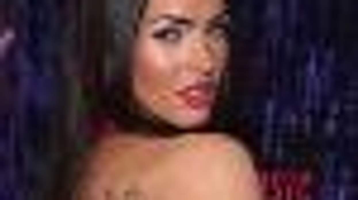 Fox-y Yearns to Play Gay as Sarah Rainmaker